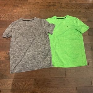 2 boys activewear tops